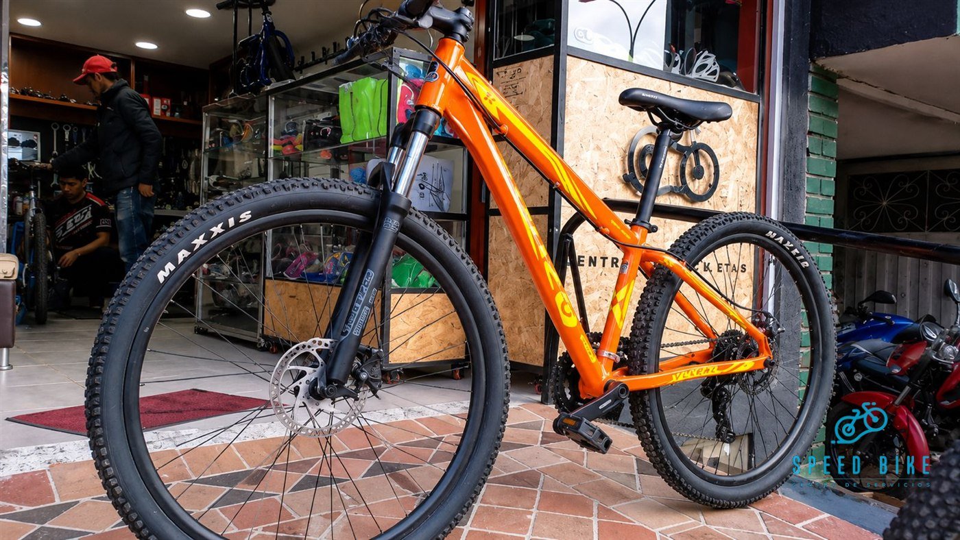 Bicicleta Trekking Speed Bike Tunja
